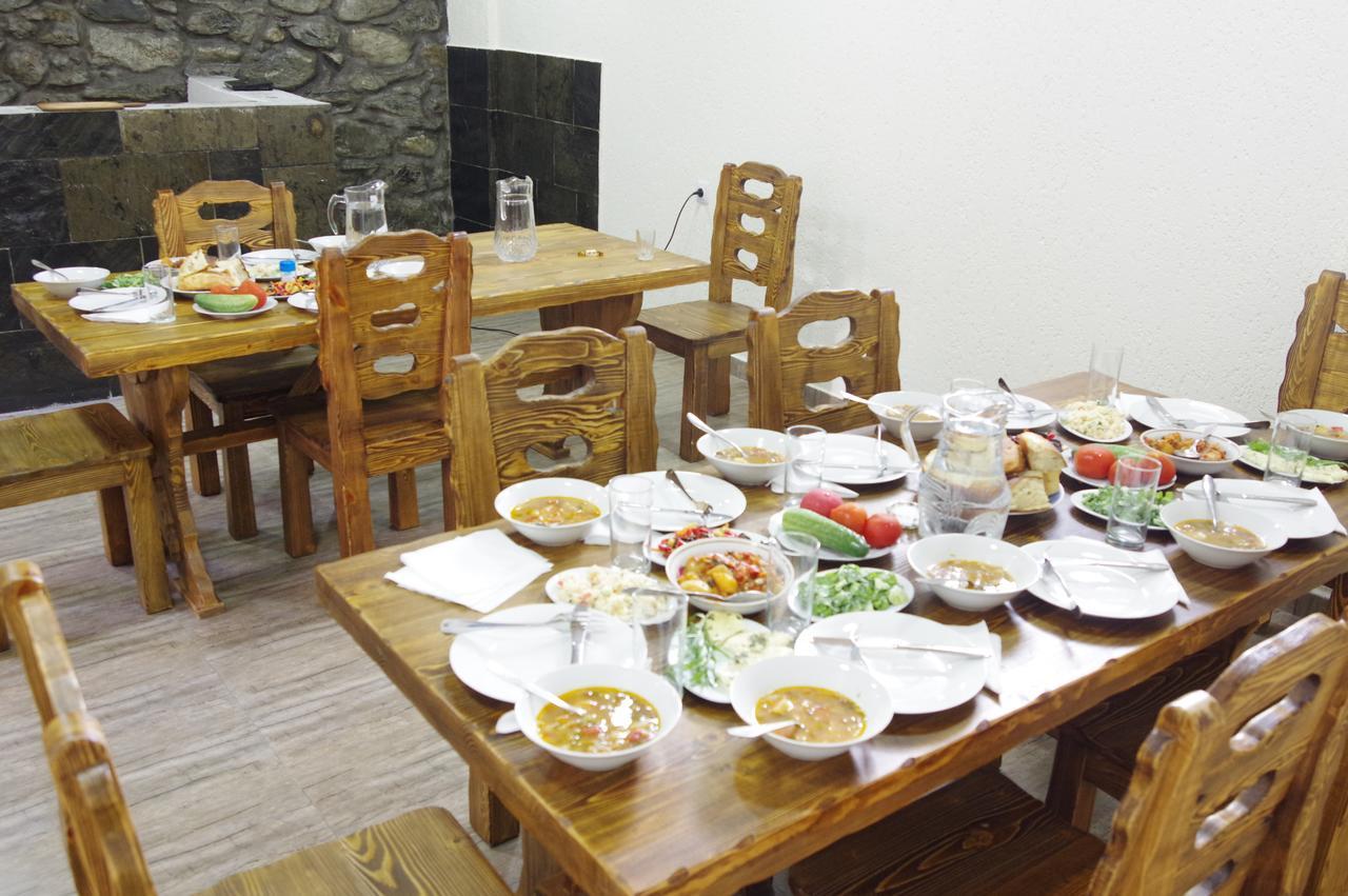 Maia'S Guesthouse Chvabiani Екстериор снимка